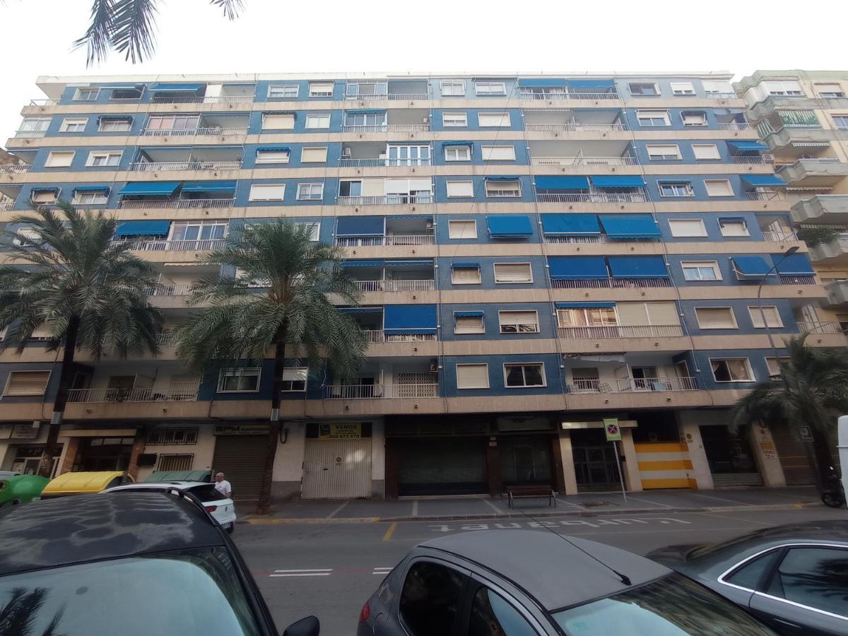 Piso En 148 M2 Con Ascensor ,4 Hab Appartement *